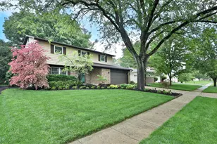 4875 Widner St, Columbus, OH 43220 - Photo 2