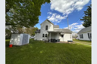 221 N Hayes Street, Bellefontaine, OH 43311 - Photo 14