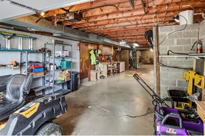 2815 Boggs Road, Zanesville, OH 43701 - Photo 48