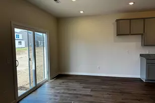 329 Honeysuckle St, South Bloomfield, OH 43103 - Photo 12