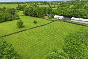 6075 Alkire Rd, Galloway, OH 43119 - Photo 12
