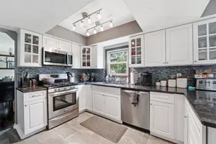 11600 Stonecreek Dr NW, Pickerington, OH 43147 - Photo 14
