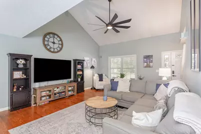 7521 Daisy Lane, Lewis Center, OH 43035 - Photo 14