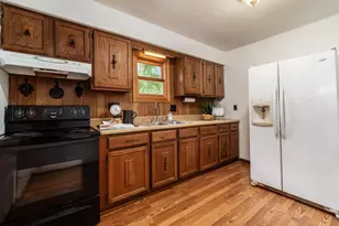 9530 Bennington Chapel Rd, Centerburg, OH 43011 - Photo 8