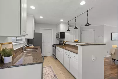 5308 Darlington Road #D, Columbus, OH 43220 - Photo 6