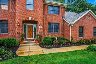3172 Fisher Pl, Columbus, OH 43221 - Photo 2