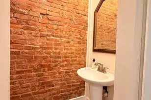 677 S 3rd St, Columbus, OH 43206 - Photo 6