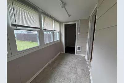 515 W Brown Street, New Lexington, OH 43764 - Photo 22