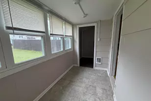 515 W Brown St, New Lexington, OH 43764 - Photo 22