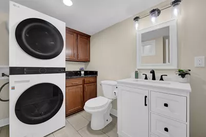 207 E Oakland Avenue, Columbus, OH 43201 - Photo 18