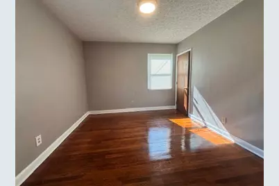 233 N James Road #C, Columbus, OH 43213 - Photo 6