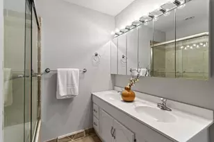 4304 Braunton Rd, Columbus, OH 43220 - Photo 24