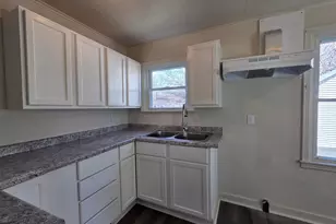2569 Lexington Ave, Columbus, OH 43211 - Photo 1