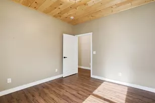 72 E Main St, Zanesville, OH 43701 - Photo 24