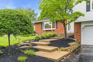 2151 Pinebrook Rd, Upper Arlington, OH 43220 - Photo 6