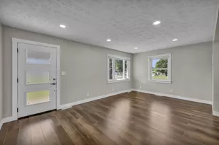 486 Basswood Rd, Columbus, OH 43207 - Photo 10