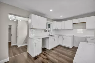 486 Basswood Rd, Columbus, OH 43207 - Photo 14