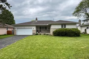 4875 Ridgerun Dr, Columbus, OH 43229 - Photo 2