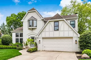 1010 McCarron Ct, Columbus, OH 43230 - Photo 2