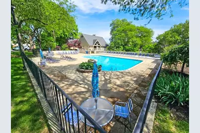 652 Olde Towne Avenue #9-652T, Columbus, OH 43214 - Photo 4