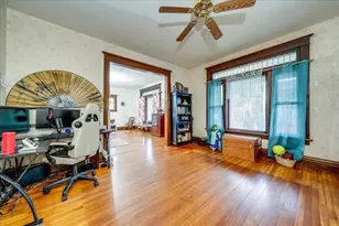 155 N High St, Chillicothe, OH 45601 - Photo 2