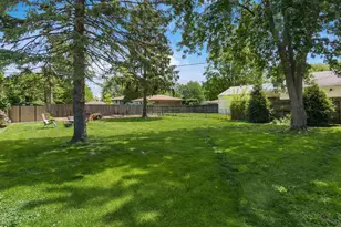 5716 N Meadows Blvd, Columbus, OH 43229 - Photo 20