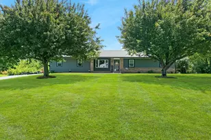 7419 Grayson Dr, Springfield, OH 45502 - Photo 4
