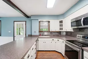7128 Gregg Rd, West Jefferson, OH 43162 - Photo 16