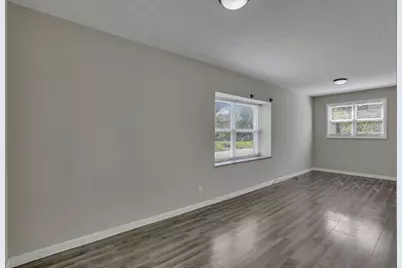 1122 E 23rd Avenue, Columbus, OH 43211 - Photo 8