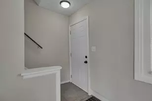 1122 E 23rd Ave, Columbus, OH 43211 - Photo 6