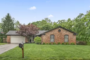 945 Stoney Creek Rd, Columbus, OH 43235 - Photo 1