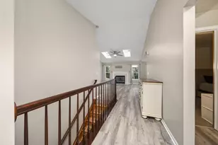 2985 Briar Ridge Rd, Columbus, OH 43232 - Photo 10