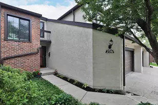 206 St Pierre St, Worthington, OH 43085 - Photo 2