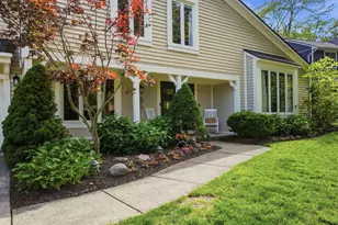 811 Tweed Ct, Columbus, OH 43085 - Photo 2