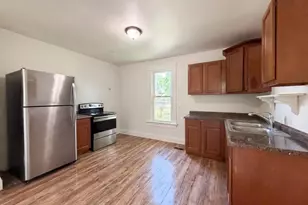 65 W Harrison St, Delaware, OH 43015 - Photo 2