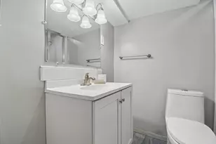 6199 Stornoway Dr S, Columbus, OH 43213 - Photo 14