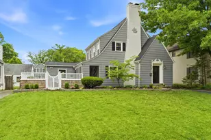 2565 Bexley Park Rd, Bexley, OH 43209 - Photo 1