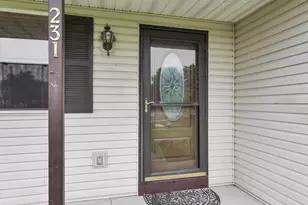 231 Overlook Dr, South Charleston, OH 45368 - Photo 6