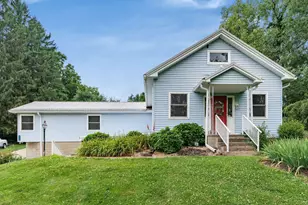 2202 Lancaster Rd, Granville, OH 43023 - Photo 1