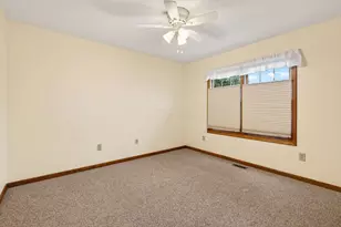 886 Golfview Dr, Chillicothe, OH 45601 - Photo 26