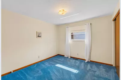4715 Harbor Boulevard, Columbus, OH 43232 - Photo 22