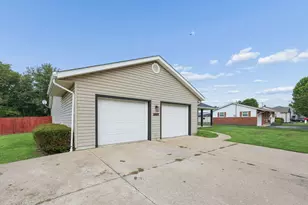 1607 Doaks Ln, Zanesville, OH 43701 - Photo 28