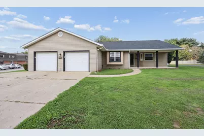 1607 Doaks Lane, Zanesville, OH 43701 - Photo 2