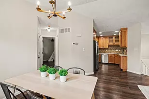 3671 Carnforth Dr, Columbus, OH 43221 - Photo 6