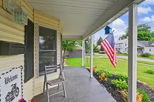 1117 Teddy Ave, Bucyrus, OH 44820 - Photo 2
