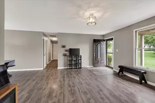 12948 Lakeside Dr, Greenfield, OH 45123 - Photo 8