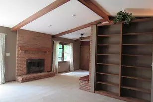 330 Northview Dr, London, OH 43140 - Photo 8