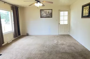 410 John St, Circleville, OH 43113 - Photo 6