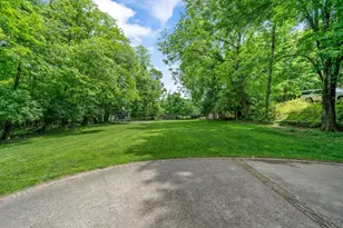 546 Indian Mound Rd, Columbus, OH 43213 - Photo 12
