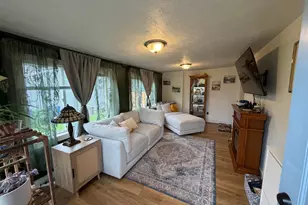 101 W Harrison St, Delaware, OH 43015 - Photo 4
